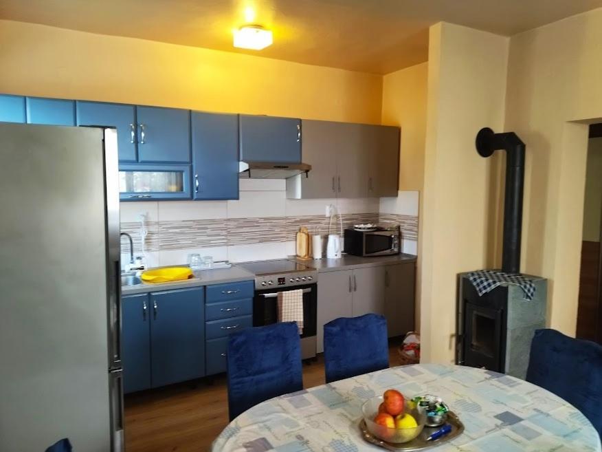 Apartment In Nin With Terrace, Air Conditioning, Wi-Fi Luaran gambar